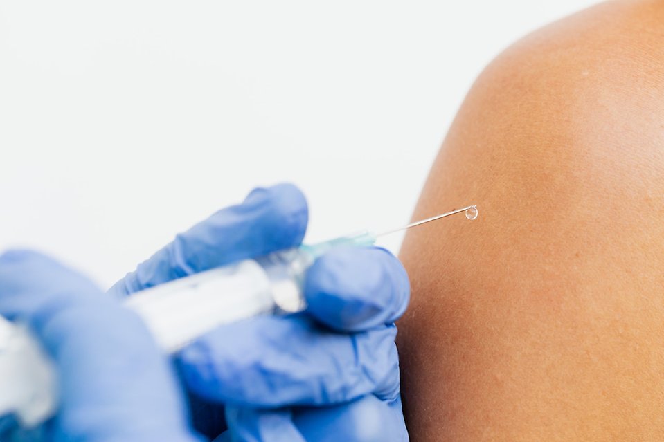 Vaccinering i armen