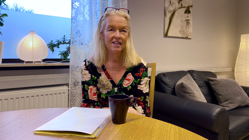 Lena Karolidou är budget- och skuldrådgivare i Åstorps kommun